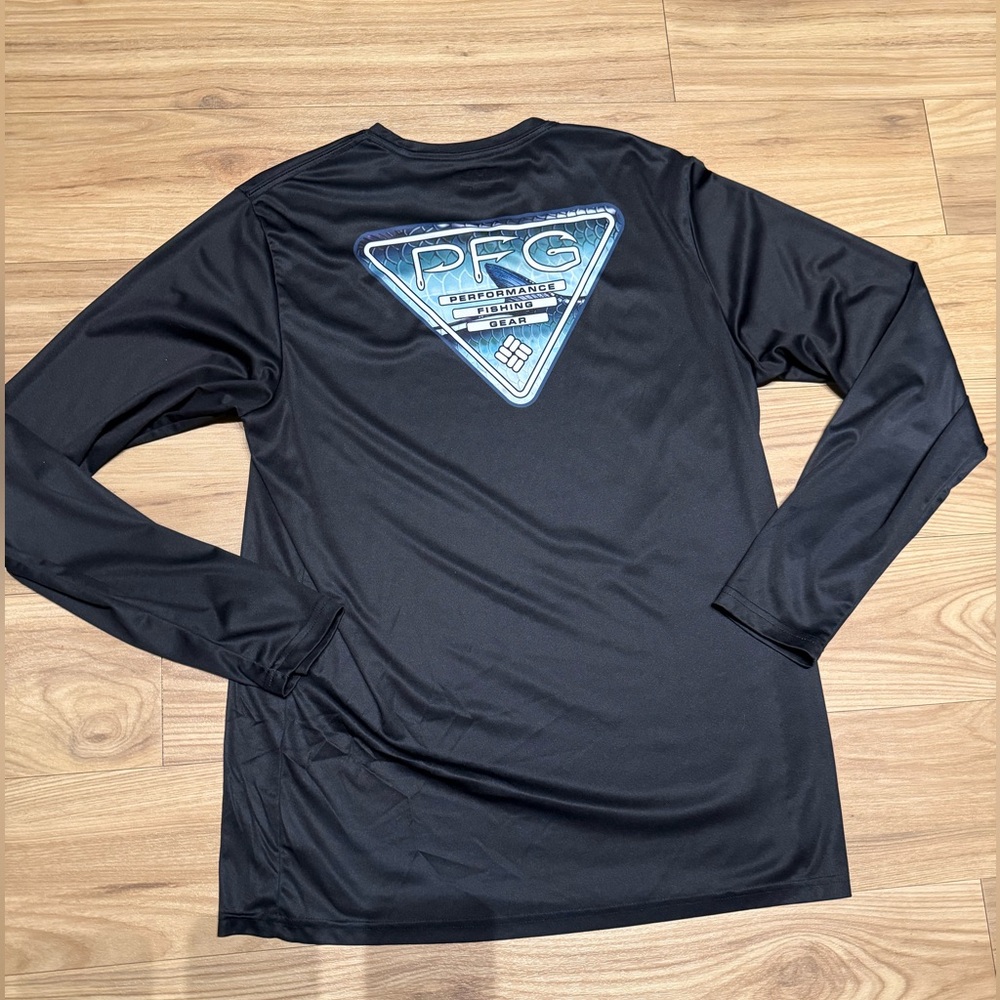 Columbia Black FISHING SHIRT MEDIUM MENS